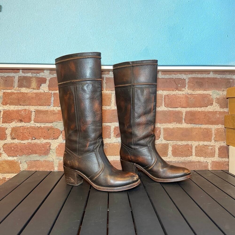 Vintage Frye Jane 14L Stitch Boot